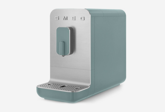 Кавоварка Smeg BCC01EGMEU, бірюзова з сірим