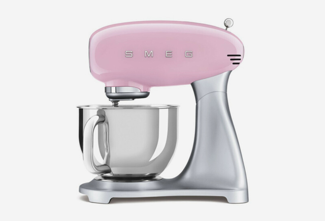 Кухонна машина Smeg SMF02PKEU, рожева