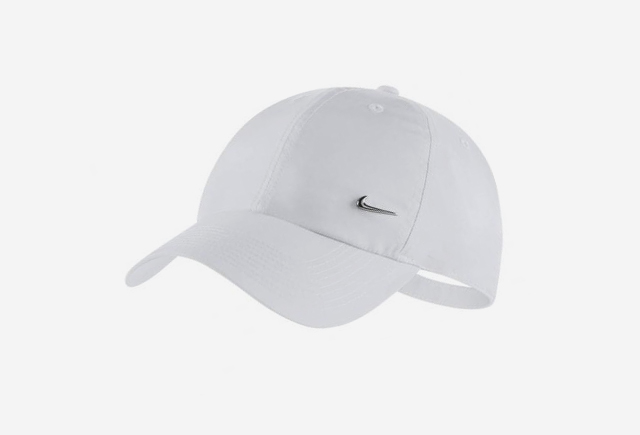 Біла кепка Nike U NK H86 Cap Metal Swoosh у спортивному стилі