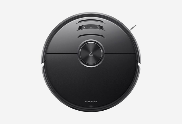 Чорний робот-пилосос Roborock S6 MaxV